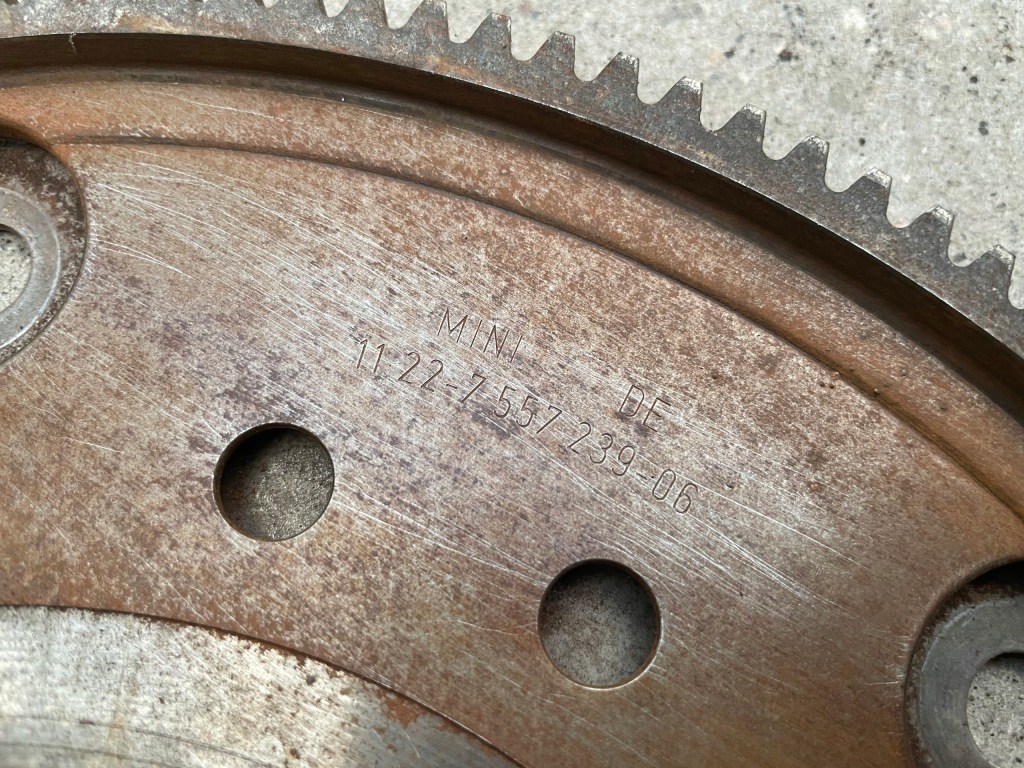 фото №2, Колесо маховик mini r55 r56 r57 r60 1.6 7557239