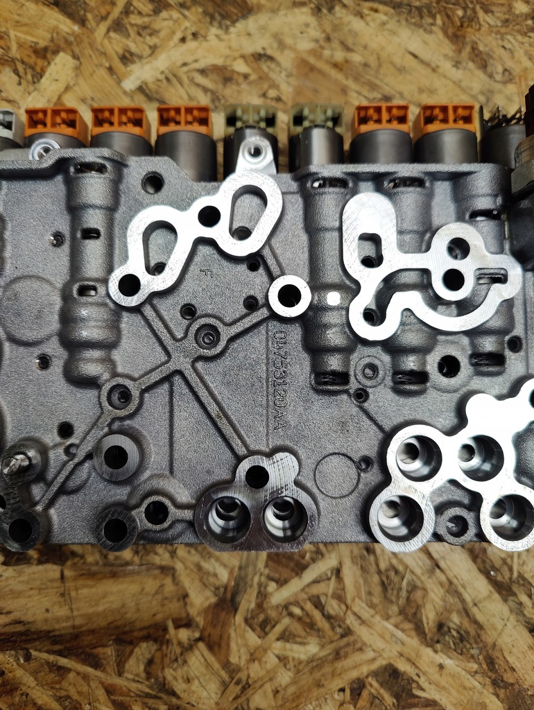 фото №9, Гідравлічний блок керування коробки jeep 2.4 04753134aa