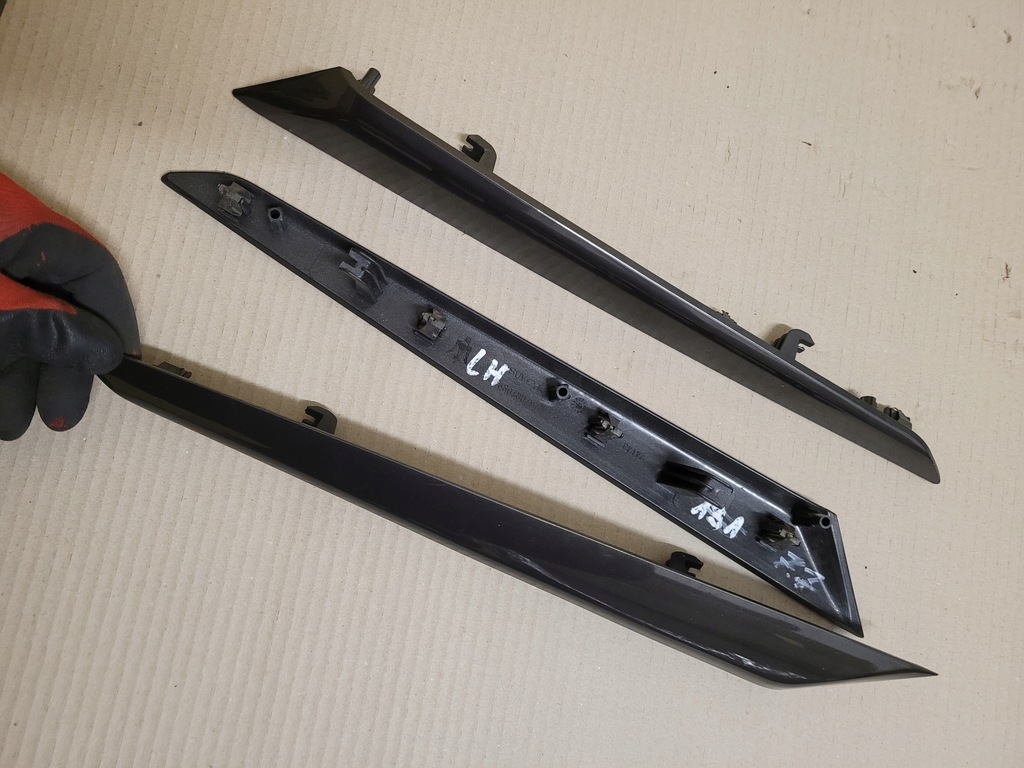 фото №1, Maserati ghibli молдинг двері dekor lh