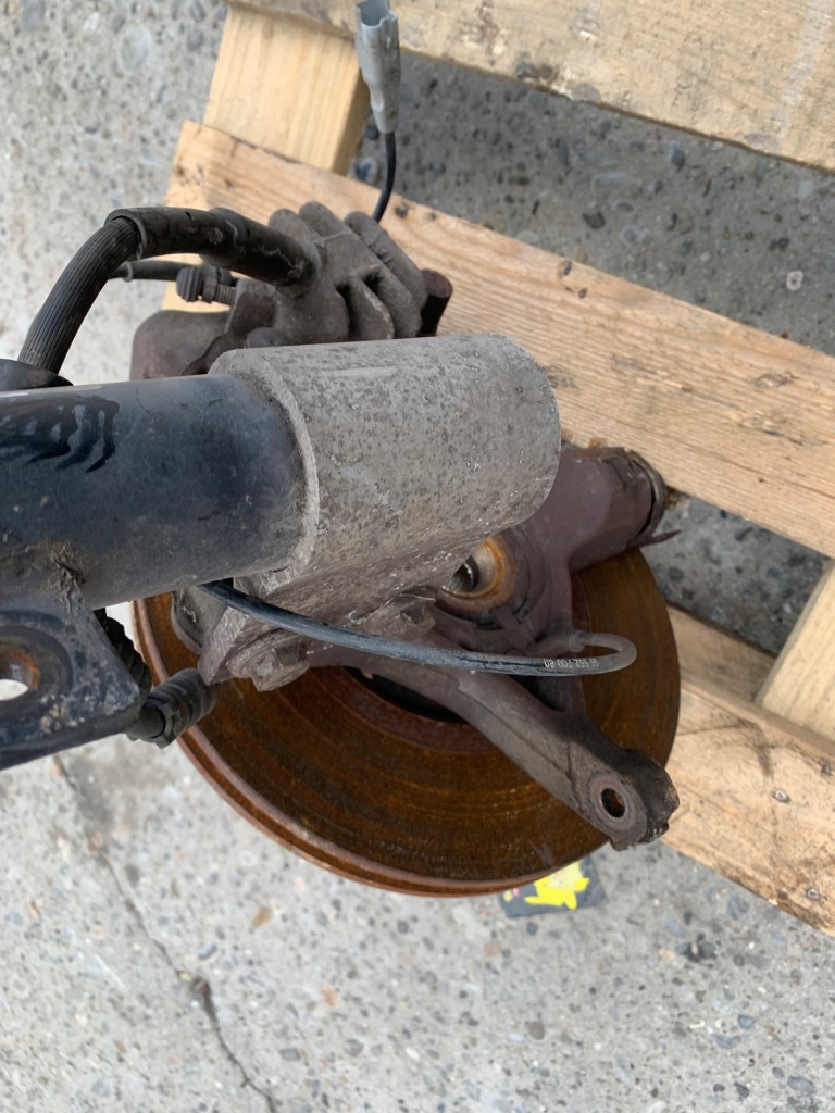 фото №10, Peugeot partner ii 2 lift iii 3 1.6hdi 15r macpherson поворотний кулак лівий перед