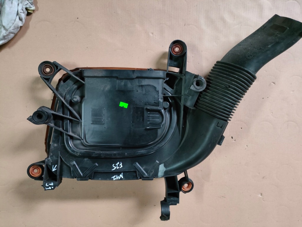 фото №1, Bmw x3 f25 n47 корпус фильтра воздуха