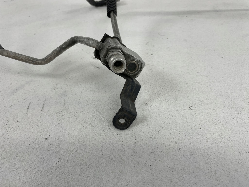 фото №7, Toyota previa шланг кондиціонера