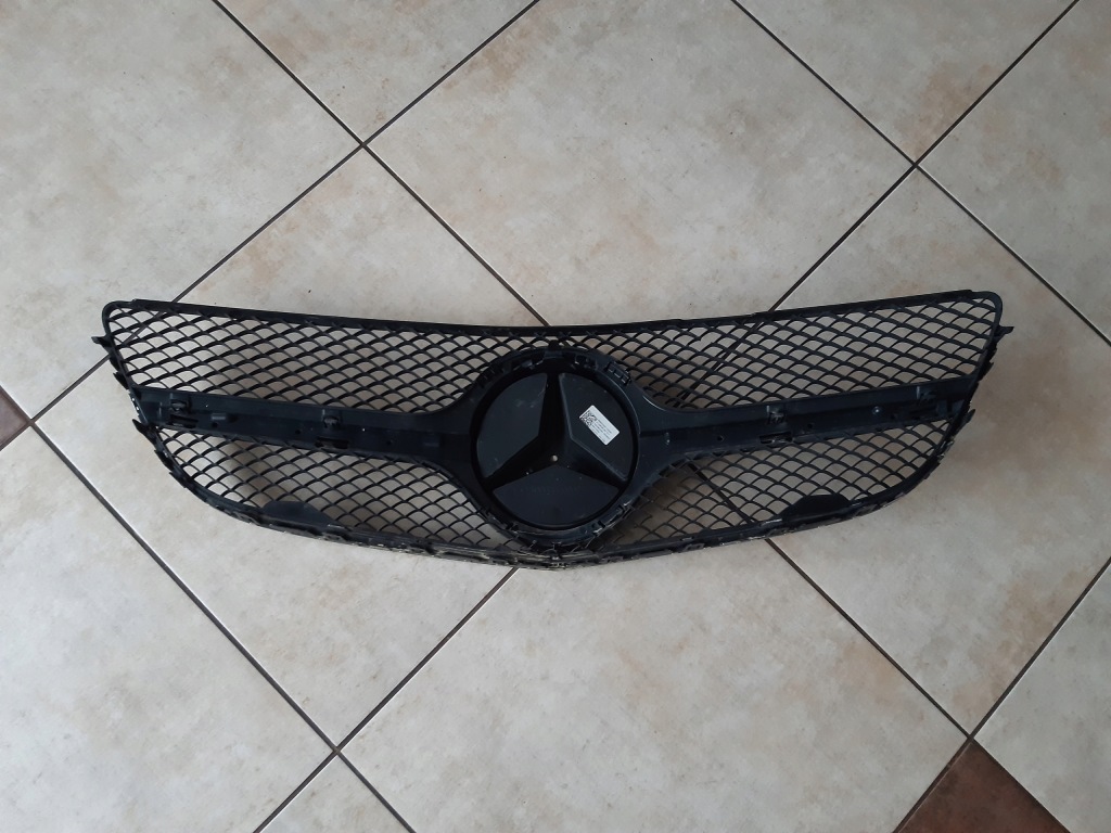 Решётка радиатора - решётка радиатора - mercedes e klasa w207 coupe Киев