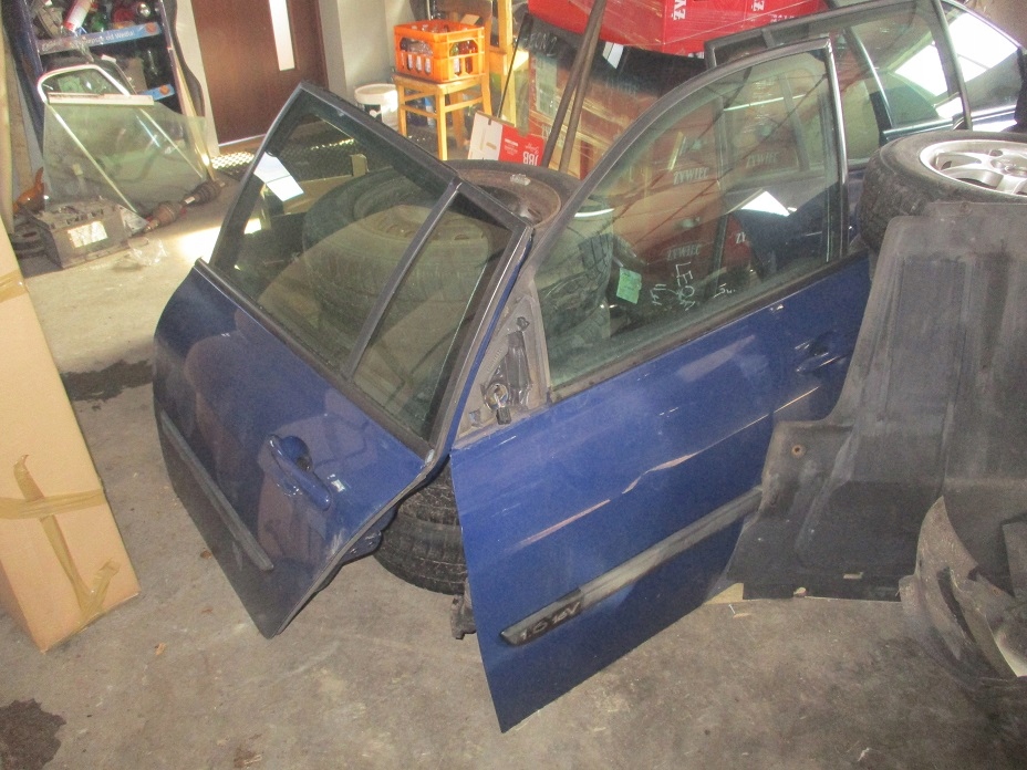 фото №1, Renault megane ii kombi дверь перед/зад p/l dv460