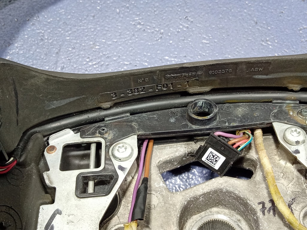 фото №9, Bmw 7 f01 f02 f07 воздуховод кожа мультифункция 6102376