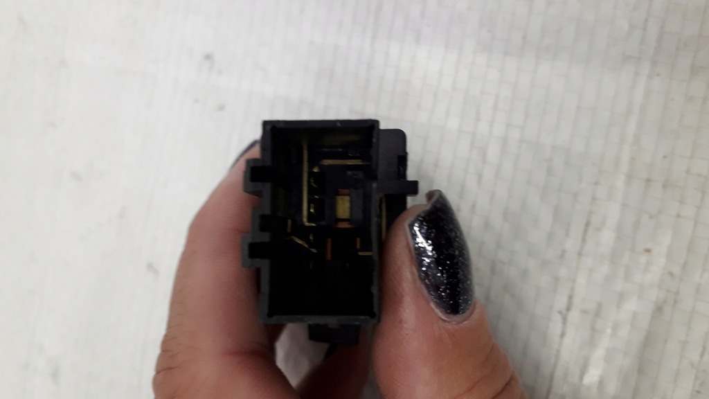 фото №11, Seat ibiza iii перемикач підігрів скло 6l1959621