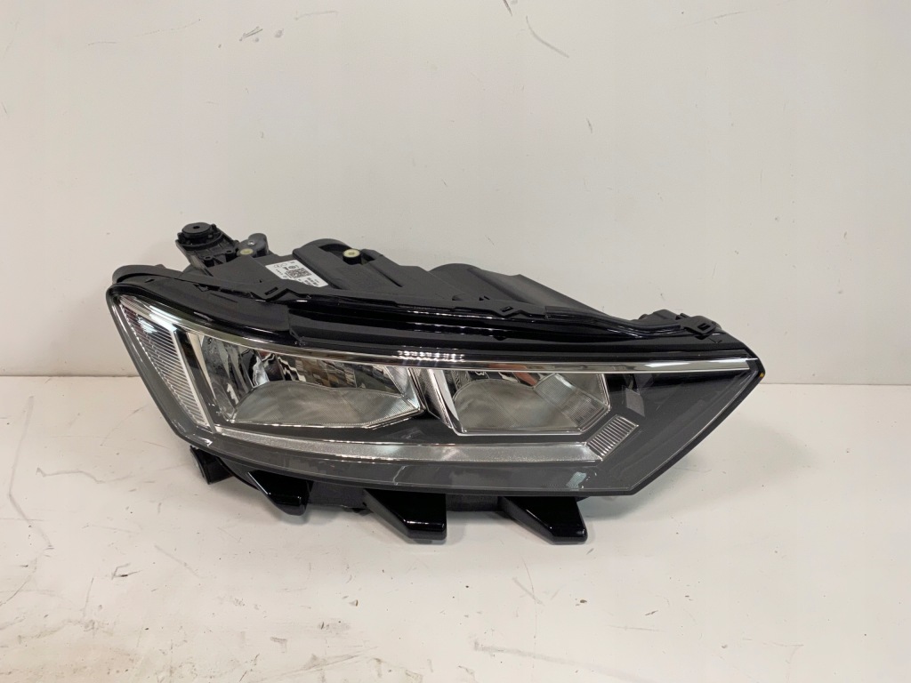 фото №2, Volkswagen оригинальный номер 2ga941006b лампа передняя p