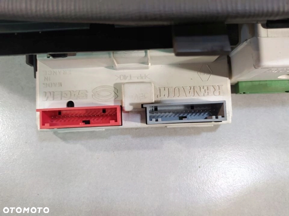 фото №6, Дисплей renault laguna ii p8200002604a