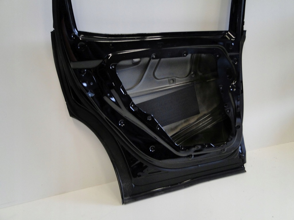 фото №12, Mercedes glb x247 247 двері задні ліва задня лівий 696
