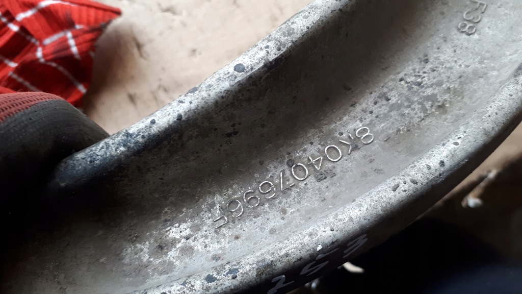 фото №9, A4 b8 рычаг правый нижний 8k0407696f a5 q5 s4 s5