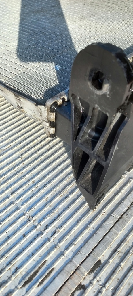 Радіатор води автоматична коробка передач 1,8b c-klasa mercedes w204 Зі Шроту