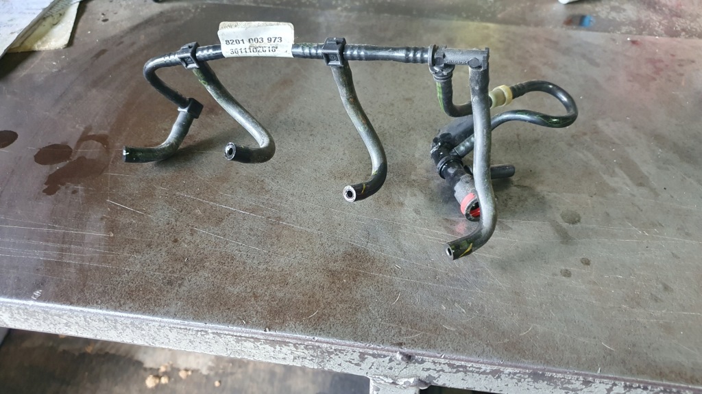 фото №3, Renault scenic iii 1.5 dci - провода топлива