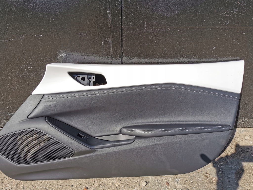 фото №1, Обшивка обивка дверь правый mazda mx5 nd 15-