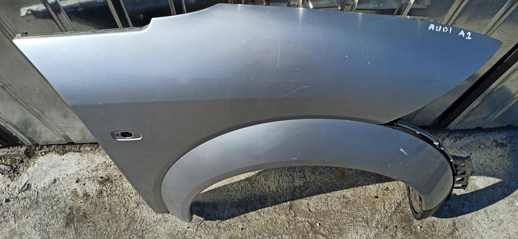 фото №11, Крила лівий / правий audi a2 сріблястий ly7w