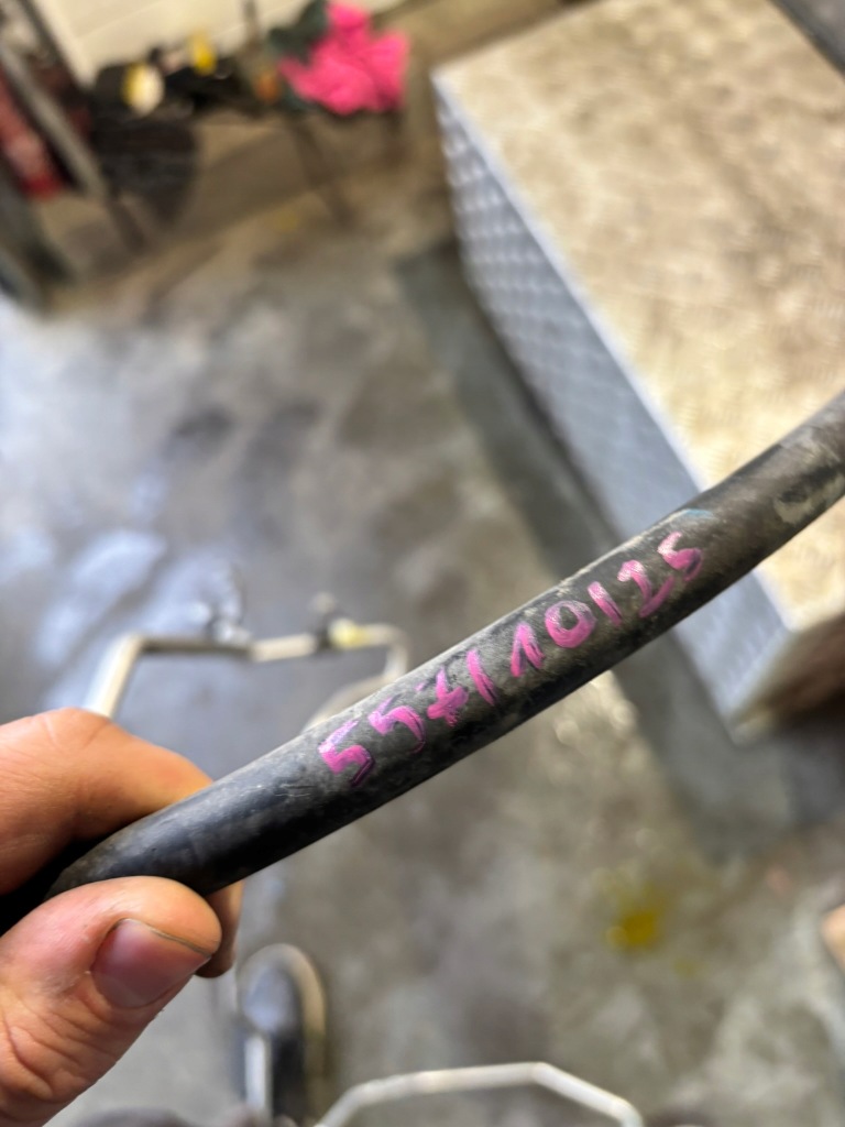 Шланг кондиционера trafic iii vivaro 924403508r с Разборки