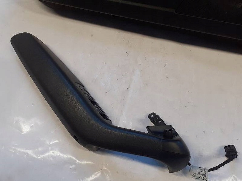 фото №6, Ручка кронштейн двері лівий перед 4f1867105a audi a6 c6