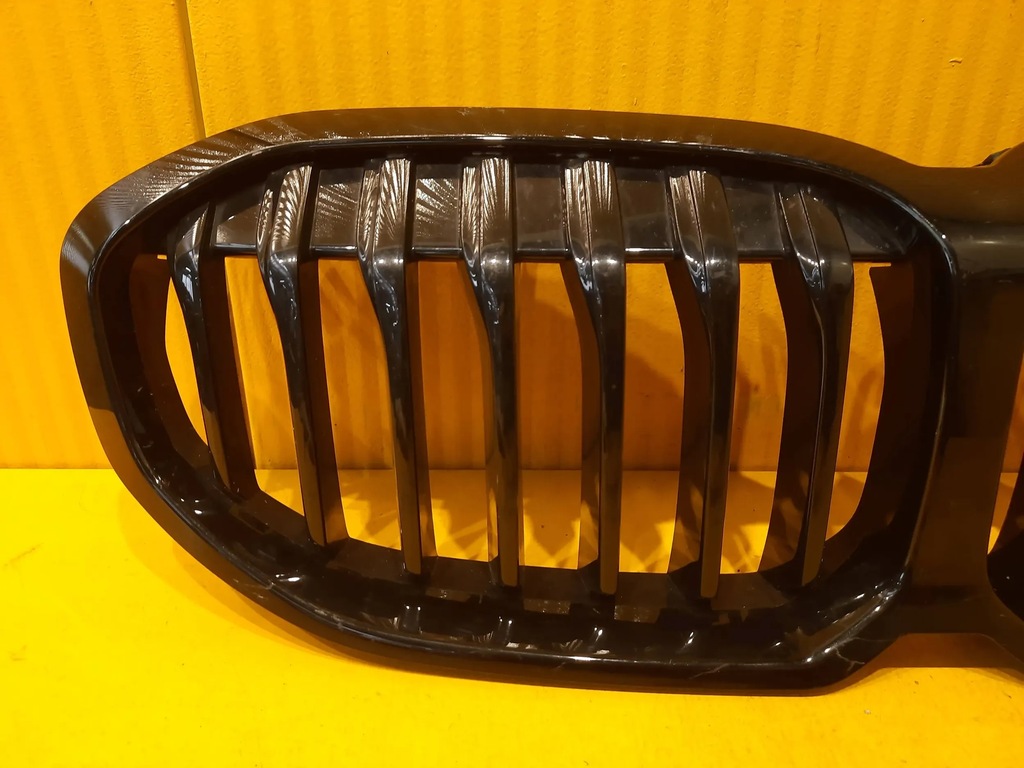 фото №4, Bmw 1 f40 решітка радіатора решітка радіатора бампера решітки радіатора scratched.