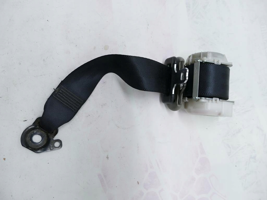 фото №1, Toyota yaris ii 3d pas безопасности левый задняя 3d