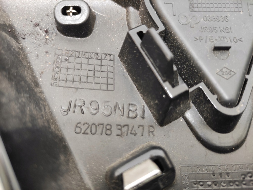 фото №8, Renault scenic iii lift решётка радиатора решётка радиатора 620783747r