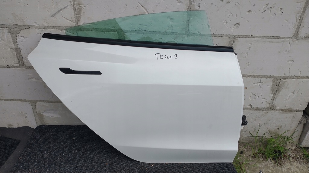 фото №1, Tesla model 3 двері праве задні правий задня