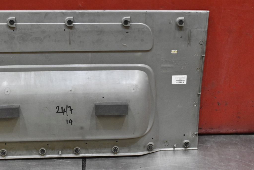 фото №14, Оббивка обшивка лівий задня 7700313062 nissan primastar 1 i 02-06