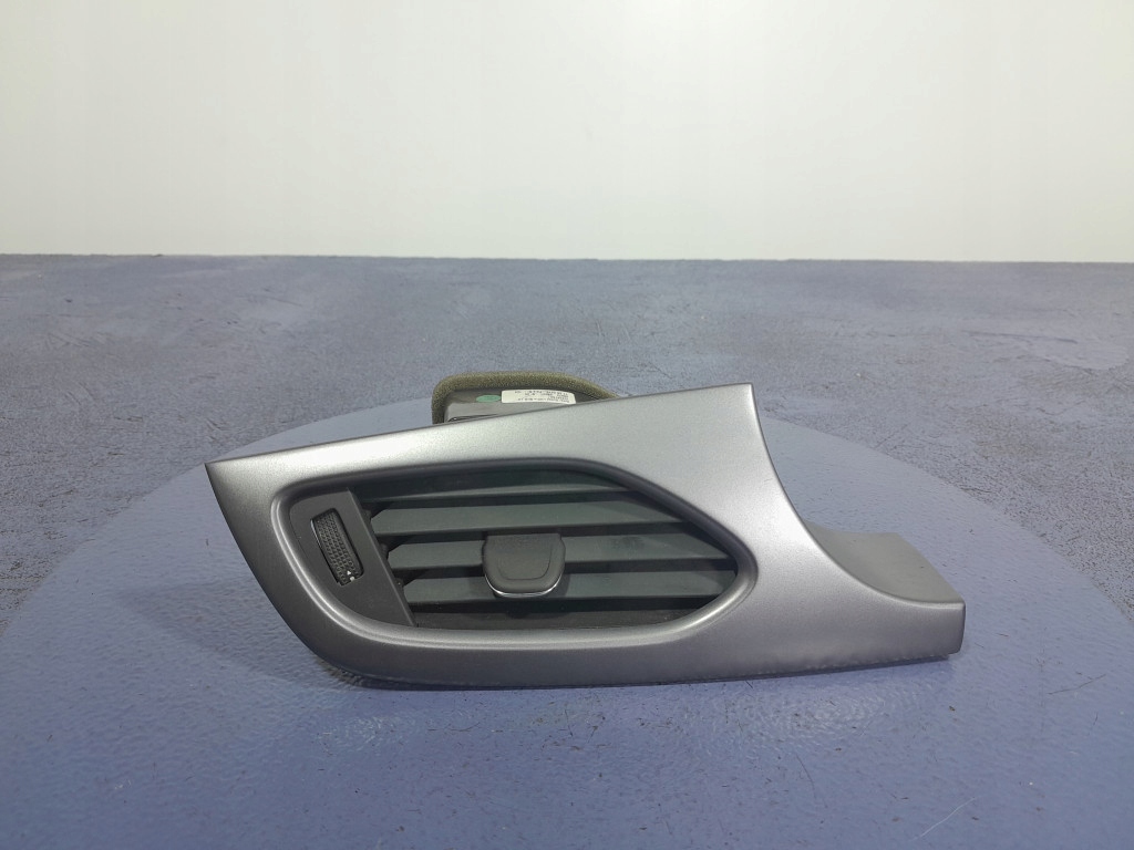 Купить Opel astra k решётка обдув левая 13377234