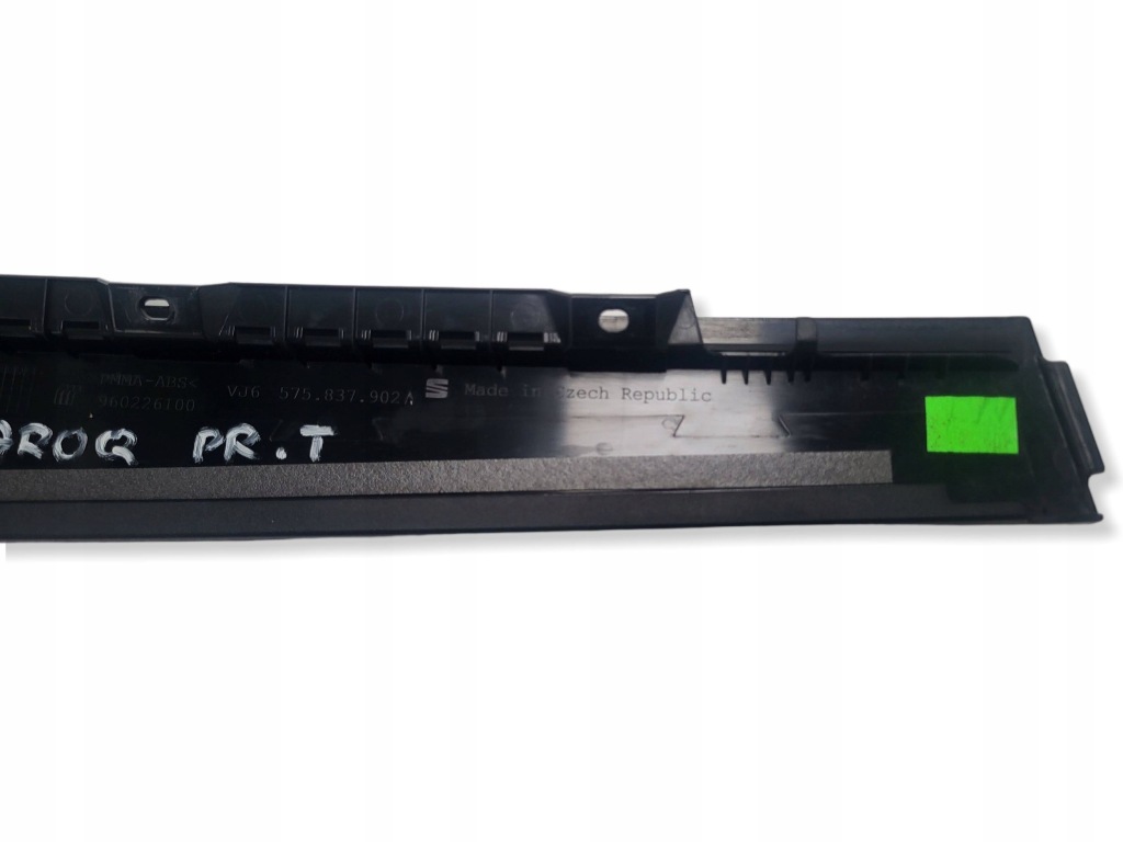 Молдинг оздоблення стійку  двері правий задній - seat ateca skoda karoq Недорого