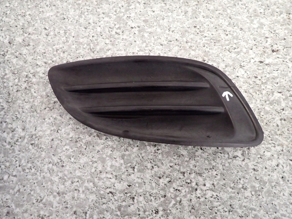 фото №1, Suzuki alto 09-14 заглушка решётка противотуманной фары правого