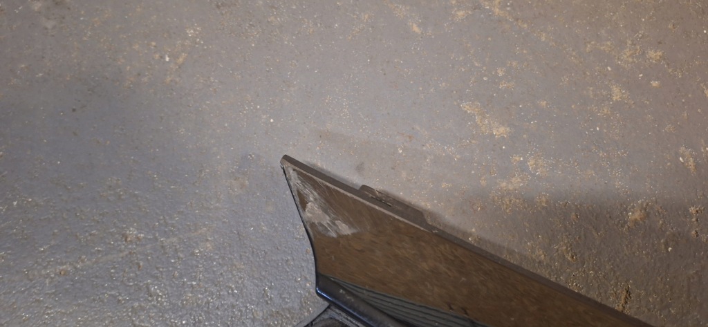 Решётка радиатора решётка  renault scenic iv Оригинал