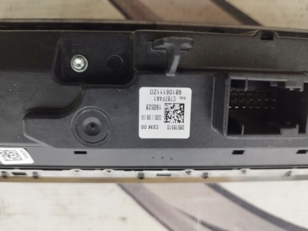 фото №7, Панель кондиціонера керування радіо peugeot 3008 ii org 98106111zd