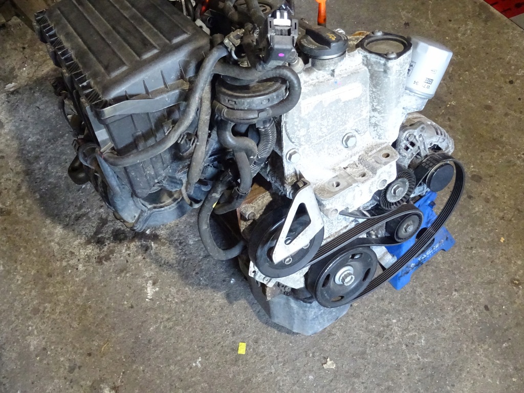 фото №8, Двигатель vw jetta vi 6 5c6 1.6 16v 54201 km clr kpl