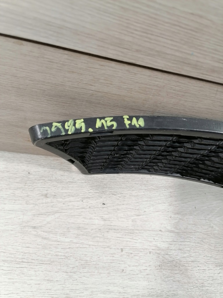 фото №8, Bmw m5 f10 решётка правая бампер перед km51026-6