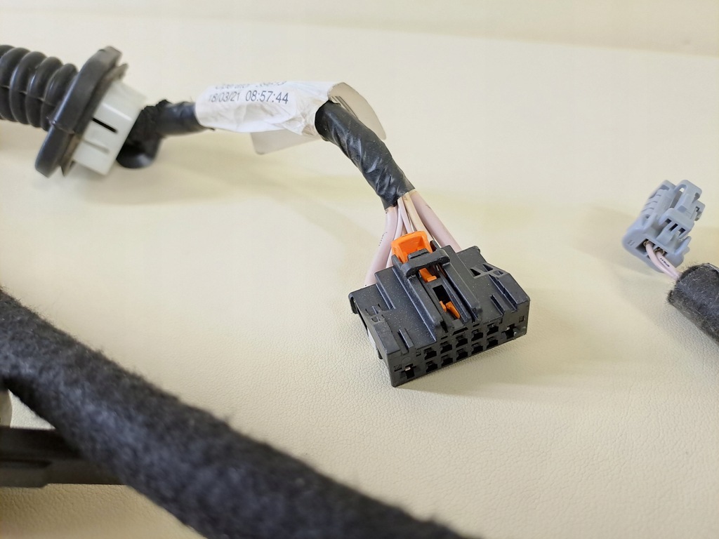 фото №9, Opel corsa f 21r джгут задній кришки багажника