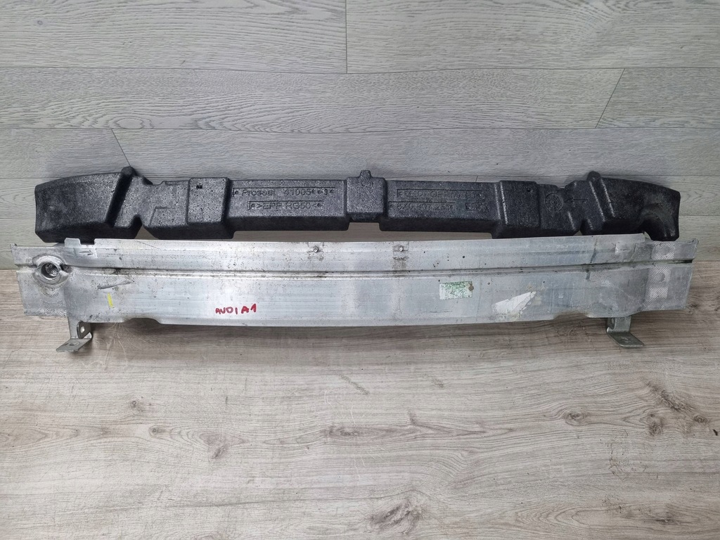 фото №1, Audi a1 2010 з передній балка