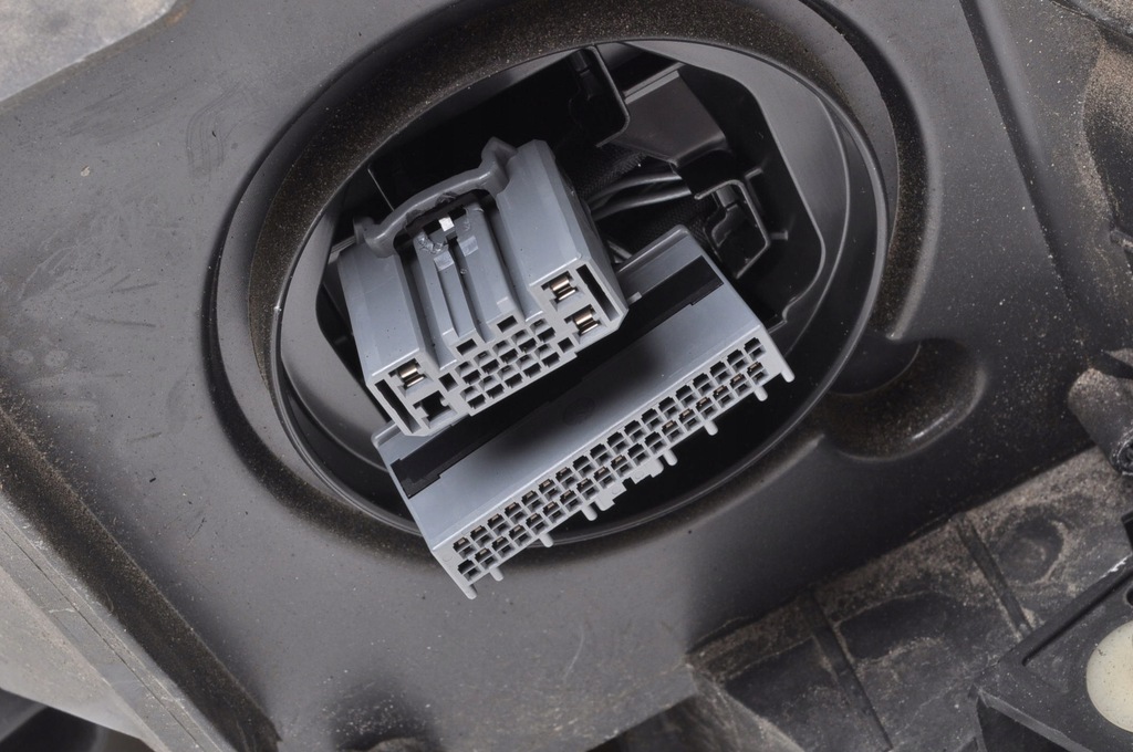 фото №9, Volvo s90 v90 16-21 лампа правая передняя правый перед 31689202