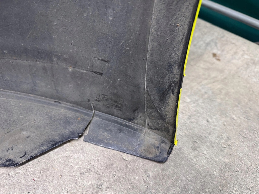 фото №5, Бампер перед bmw i8 2014-