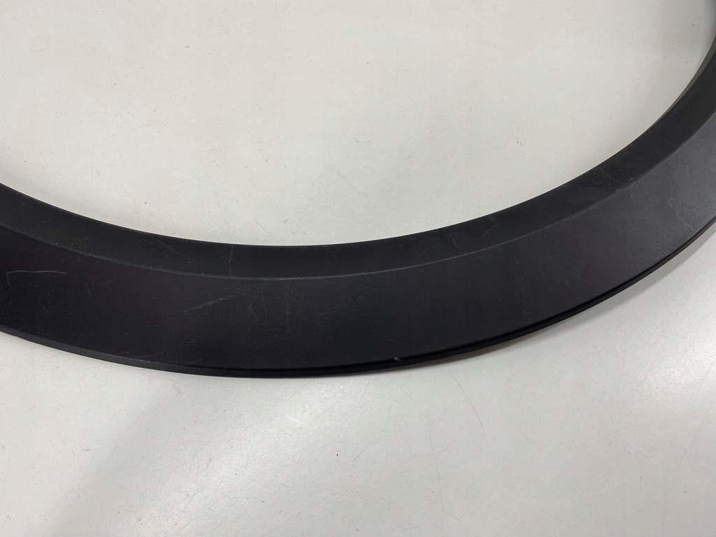 фото №5, Молдинг накладка подкрылок крыла skoda superb iii