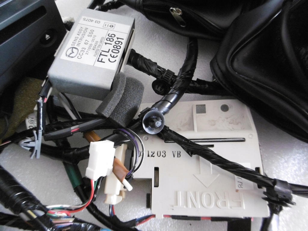 фото №9, Mazda 5 05/07r - навигация, dvd, камера, мониторы