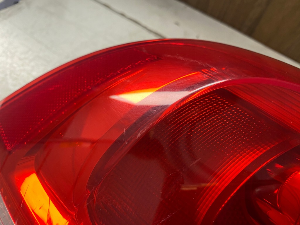 фото №5, Vw touareg ii лампа левый задняя w крыло