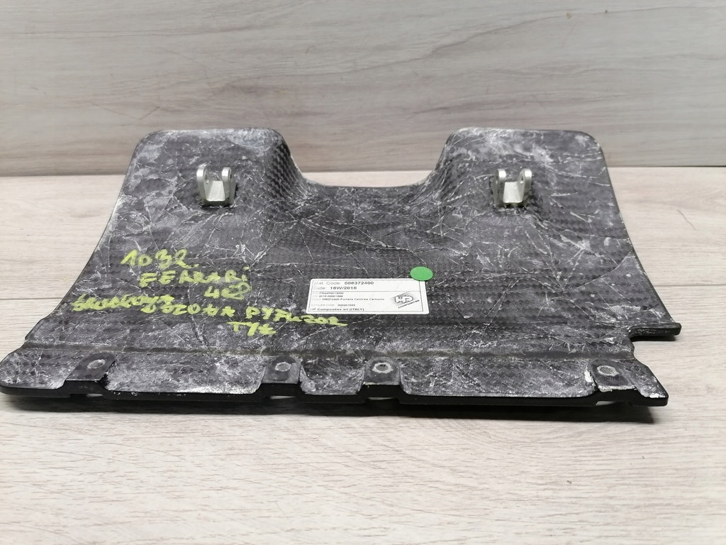 фото №9, Ferrari 488 средняя защита диффузор задняя 86372400