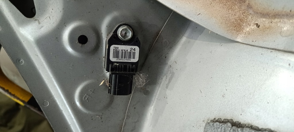 фото №9, Toyota verso - чверть задня права з крила wycięta