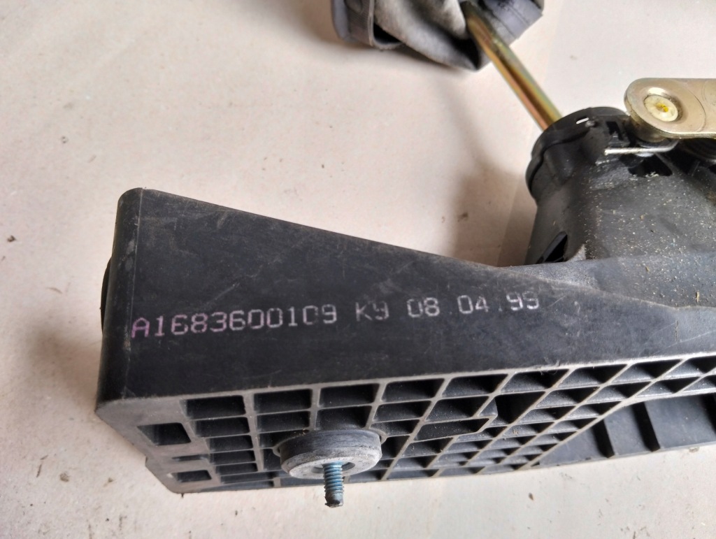 Mercedes a-klasa w-168 домкрат механизм переключения передач 1683600109 Киев