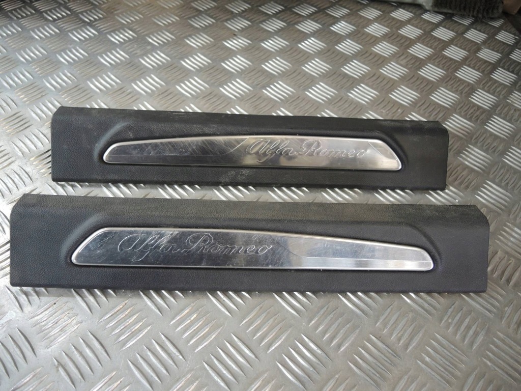 фото №1, Молдинг накладка порог alfa romeo giulia 156107575 156107572