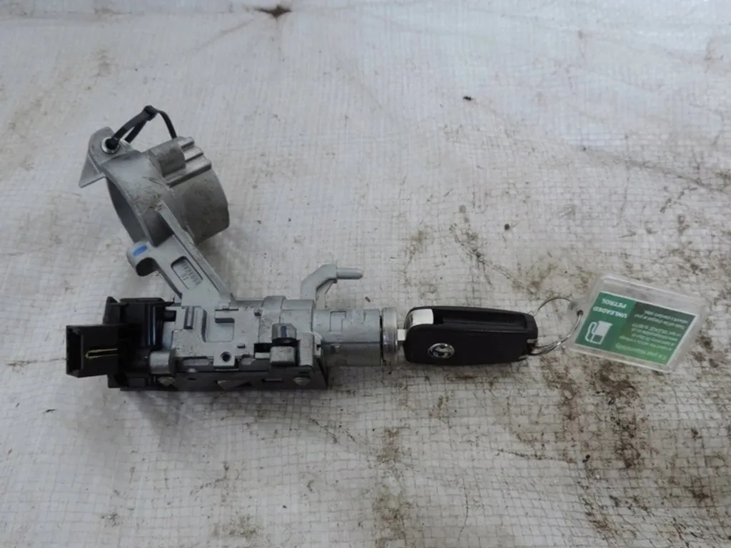 фото №1, Opel mokka x замок запалювання ключ 23276089