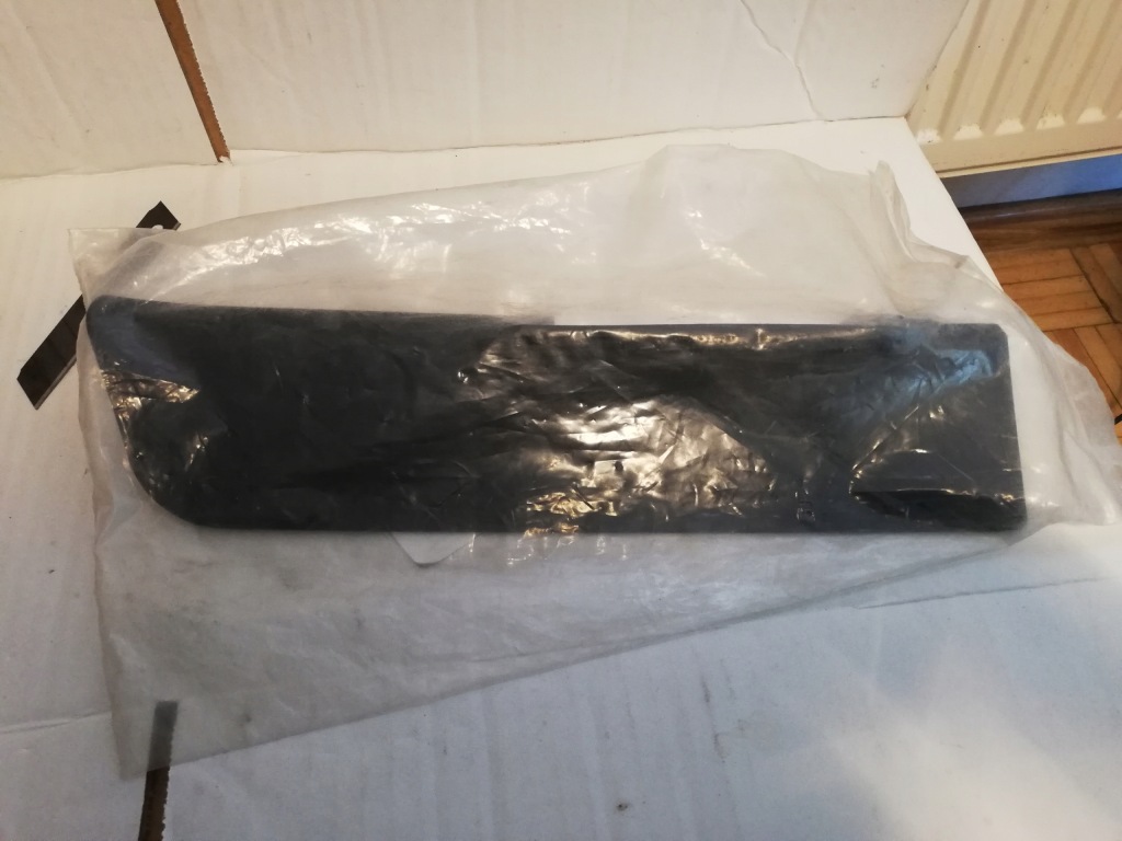 фото №4, Avensis t27 08-18 бризковик спойлер підкрилок перед лівий