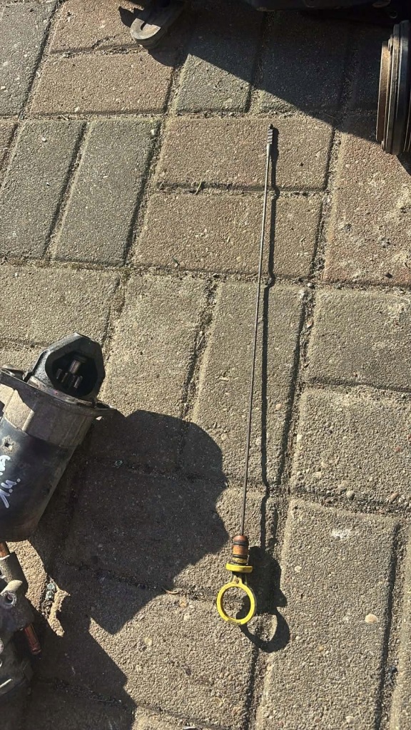 фото №1, Щуп щуп масла opel meriva a 9158506 nr27