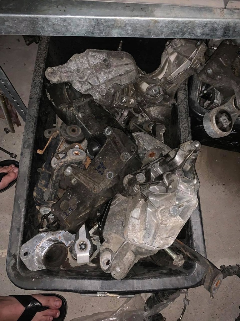 фото №5, Renault trafic opel vivaro ii 1,9 кронштейн кронштейн подушка ósemka