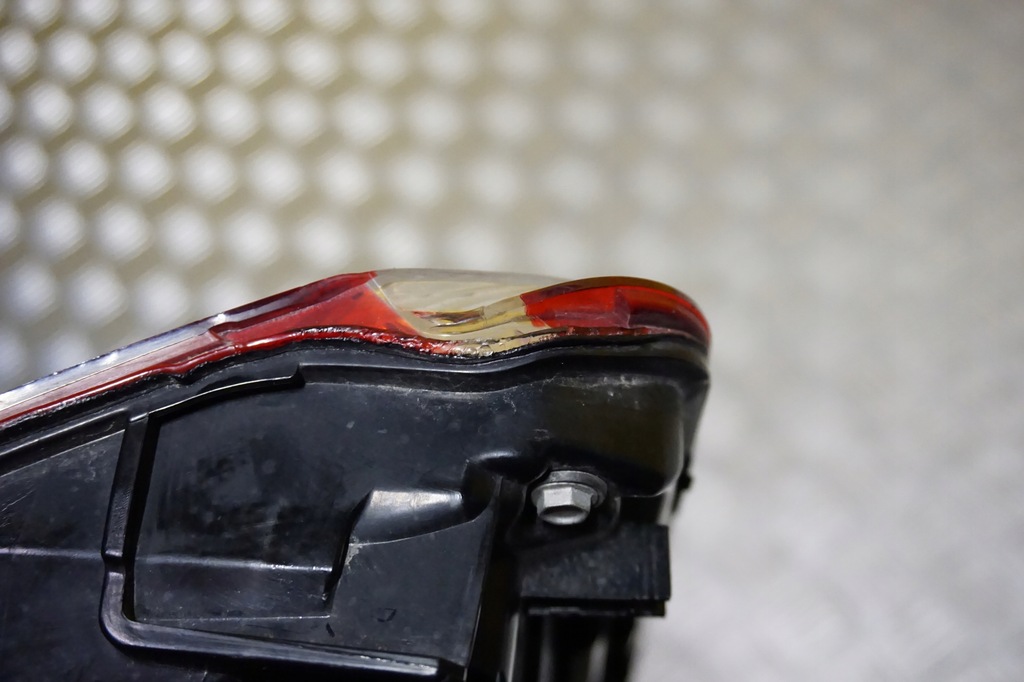 фото №16, Ford explorer 2020 - 2023 лампа задняя задняя левая usa