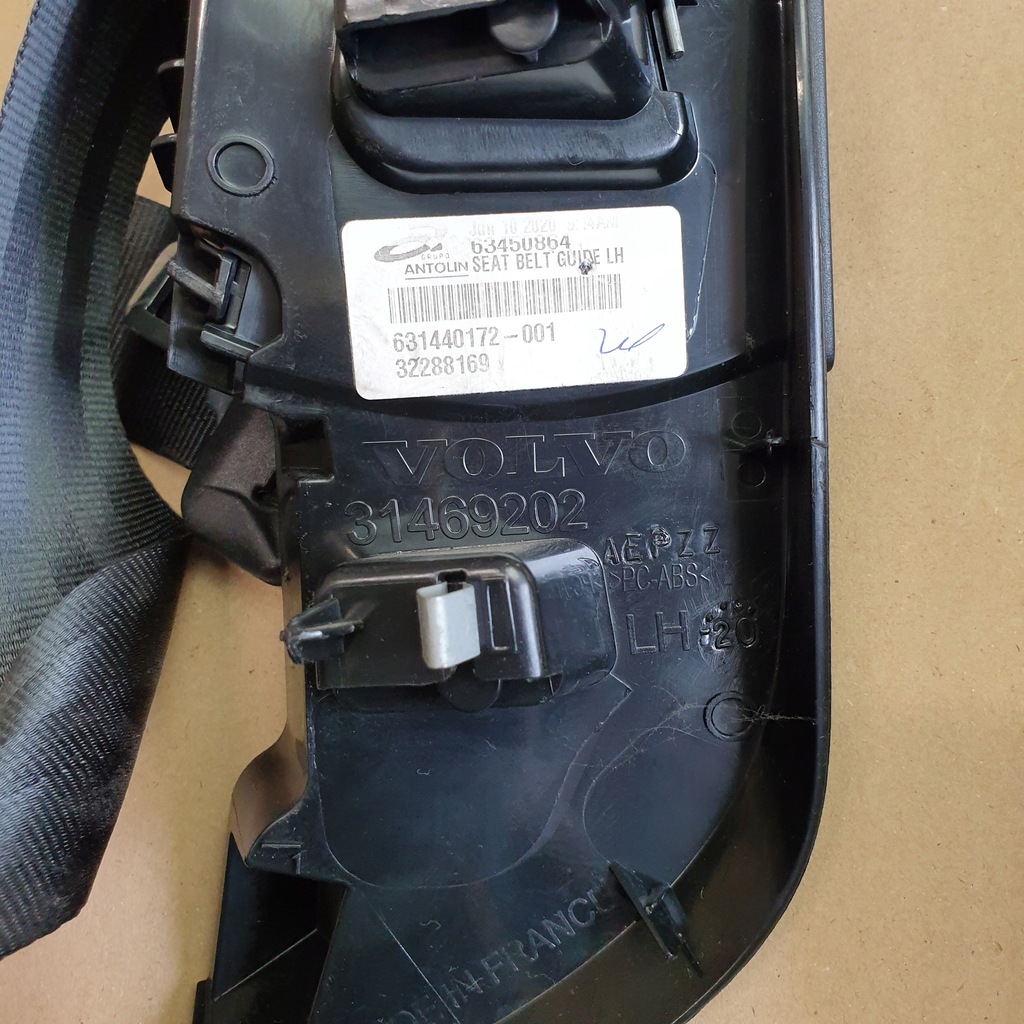 фото №13, Pas безопасности натяжитель задняя volvo xc40 xc-40