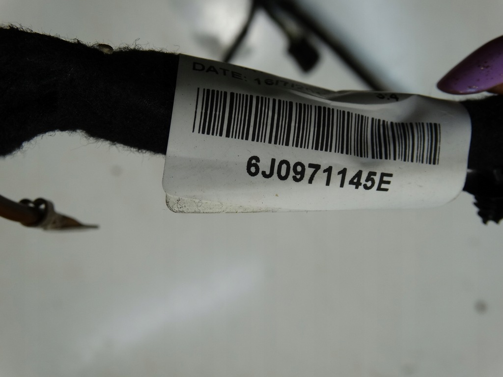 фото №7, Джгут багажника seat ibiza mk4 lift 6j0971145e